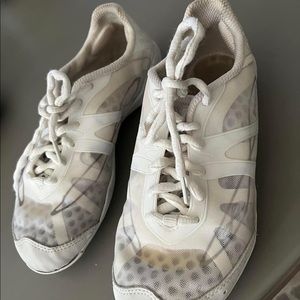 Nfinity Cheer Shoe